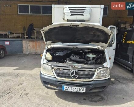 Белый Мерседес Sprinter, объемом двигателя 2.15 л и пробегом 400 тыс. км за 8500 $, фото 14 на Automoto.ua