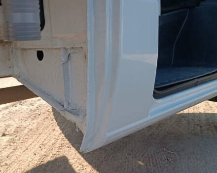 Белый Мерседес Sprinter, объемом двигателя 2.7 л и пробегом 390 тыс. км за 17500 $, фото 4 на Automoto.ua