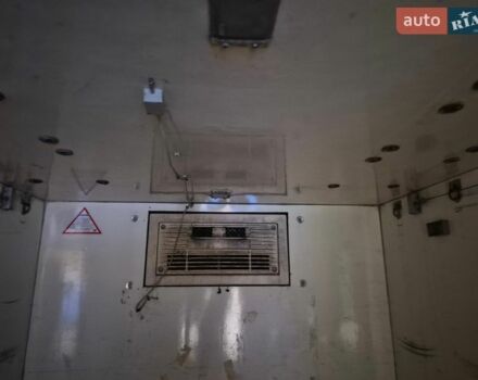 Белый Мерседес Sprinter, объемом двигателя 2.15 л и пробегом 400 тыс. км за 8500 $, фото 5 на Automoto.ua