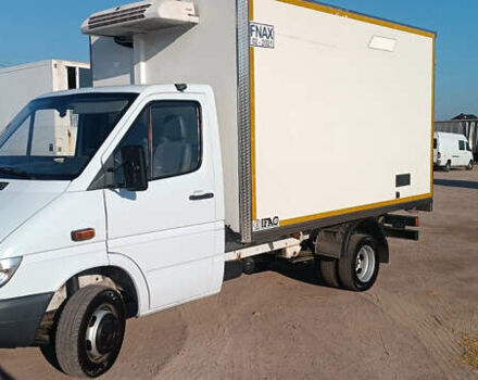 Белый Мерседес Sprinter, объемом двигателя 2.7 л и пробегом 390 тыс. км за 17500 $, фото 7 на Automoto.ua