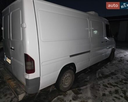 Белый Мерседес Sprinter, объемом двигателя 2.15 л и пробегом 500 тыс. км за 9000 $, фото 10 на Automoto.ua