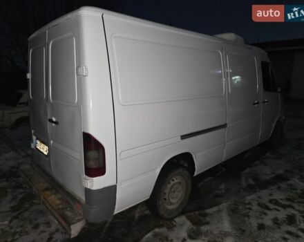 Белый Мерседес Sprinter, объемом двигателя 2.15 л и пробегом 500 тыс. км за 9000 $, фото 8 на Automoto.ua