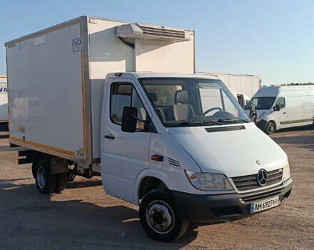 Белый Мерседес Sprinter, объемом двигателя 2.7 л и пробегом 390 тыс. км за 17500 $, фото 6 на Automoto.ua