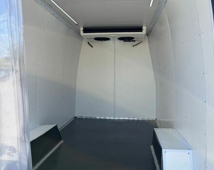 Белый Мерседес Sprinter, объемом двигателя 2.15 л и пробегом 700 тыс. км за 8900 $, фото 17 на Automoto.ua
