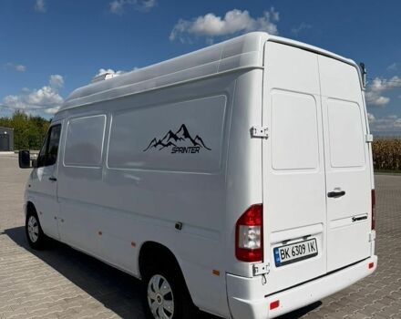 Белый Мерседес Sprinter, объемом двигателя 2.15 л и пробегом 700 тыс. км за 8900 $, фото 9 на Automoto.ua