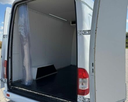 Белый Мерседес Sprinter, объемом двигателя 2.15 л и пробегом 700 тыс. км за 8900 $, фото 16 на Automoto.ua