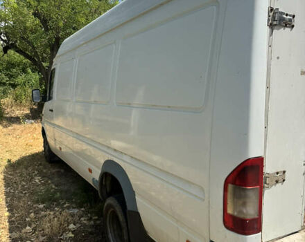 Белый Мерседес Sprinter, объемом двигателя 2.15 л и пробегом 80 тыс. км за 8000 $, фото 4 на Automoto.ua