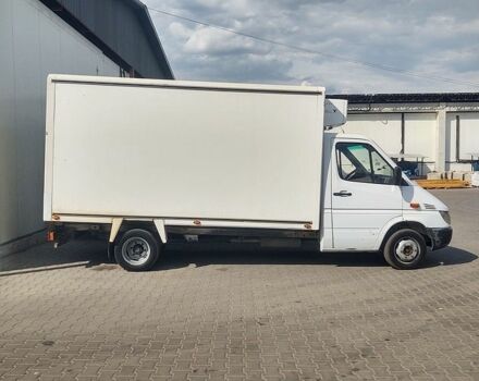 Білий Мерседес Sprinter, об'ємом двигуна 2.7 л та пробігом 730 тис. км за 7500 $, фото 2 на Automoto.ua