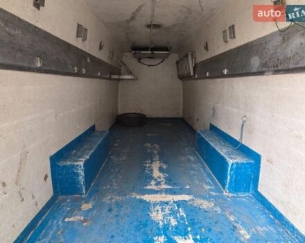 Белый Мерседес Sprinter, объемом двигателя 2.15 л и пробегом 950 тыс. км за 8500 $, фото 26 на Automoto.ua