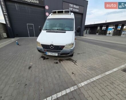 Белый Мерседес Sprinter, объемом двигателя 2.15 л и пробегом 950 тыс. км за 8500 $, фото 4 на Automoto.ua