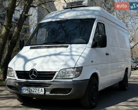 Белый Мерседес Sprinter, объемом двигателя 2.15 л и пробегом 280 тыс. км за 5600 $, фото 2 на Automoto.ua