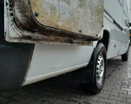 Белый Мерседес Sprinter, объемом двигателя 2.2 л и пробегом 600 тыс. км за 9800 $, фото 8 на Automoto.ua