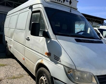 Белый Мерседес Sprinter, объемом двигателя 2.15 л и пробегом 557 тыс. км за 5500 $, фото 1 на Automoto.ua
