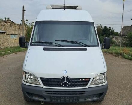 Белый Мерседес Sprinter, объемом двигателя 2.2 л и пробегом 337 тыс. км за 11500 $, фото 10 на Automoto.ua