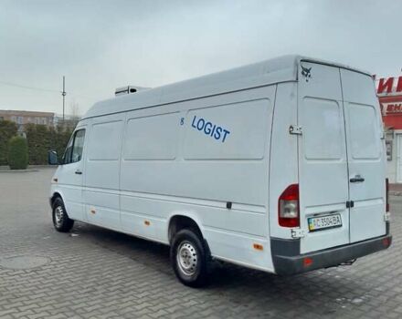 Белый Мерседес Sprinter, объемом двигателя 2.2 л и пробегом 600 тыс. км за 9800 $, фото 3 на Automoto.ua