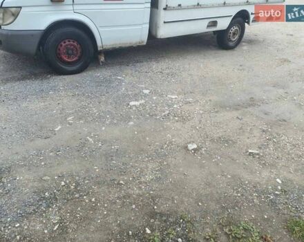 Білий Мерседес Sprinter, об'ємом двигуна 2.15 л та пробігом 400 тис. км за 5600 $, фото 4 на Automoto.ua