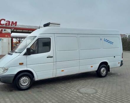 Белый Мерседес Sprinter, объемом двигателя 2.2 л и пробегом 600 тыс. км за 9800 $, фото 4 на Automoto.ua