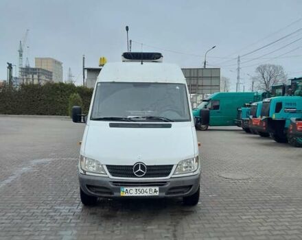 Белый Мерседес Sprinter, объемом двигателя 2.2 л и пробегом 600 тыс. км за 9800 $, фото 1 на Automoto.ua