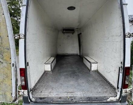 Белый Мерседес Sprinter, объемом двигателя 2.2 л и пробегом 600 тыс. км за 11000 $, фото 16 на Automoto.ua