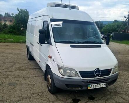Мерседес Sprinter 2005 в Киеве на Automoto.ua Белый Мерседес Sprinter, объемом двигателя 2.15 л и пробегом 836 тыс. км за 10800 $, фото 1 на Automoto.ua