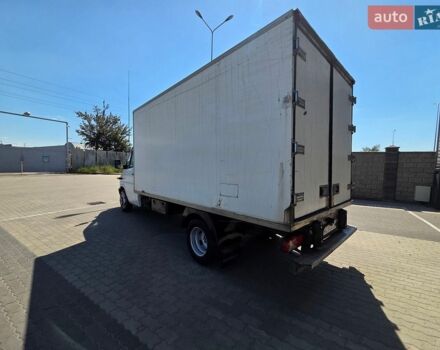 Белый Мерседес Sprinter, объемом двигателя 2.69 л и пробегом 568 тыс. км за 12500 $, фото 1 на Automoto.ua