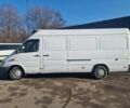 Белый Мерседес Sprinter, объемом двигателя 2.15 л и пробегом 329 тыс. км за 9300 $, фото 2 на Automoto.ua