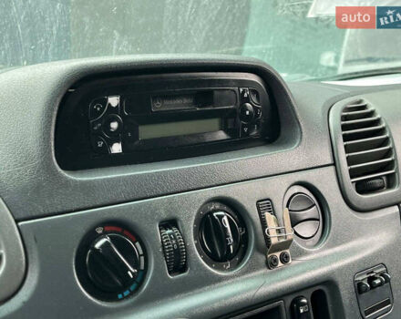 Белый Мерседес Sprinter, объемом двигателя 2.7 л и пробегом 797 тыс. км за 14790 $, фото 13 на Automoto.ua