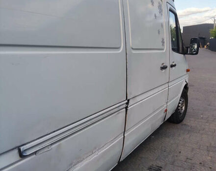 Білий Мерседес Sprinter, об'ємом двигуна 2.15 л та пробігом 818 тис. км за 6300 $, фото 4 на Automoto.ua