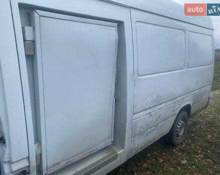 Белый Мерседес Sprinter, объемом двигателя 2.15 л и пробегом 500 тыс. км за 7250 $, фото 1 на Automoto.ua