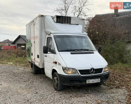 Белый Мерседес Sprinter, объемом двигателя 2.7 л и пробегом 500 тыс. км за 6900 $, фото 3 на Automoto.ua