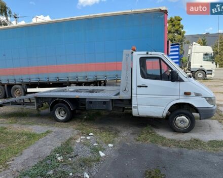 Белый Мерседес Sprinter, объемом двигателя 2.15 л и пробегом 300 тыс. км за 12600 $, фото 3 на Automoto.ua