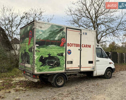 Белый Мерседес Sprinter, объемом двигателя 2.7 л и пробегом 500 тыс. км за 6900 $, фото 4 на Automoto.ua