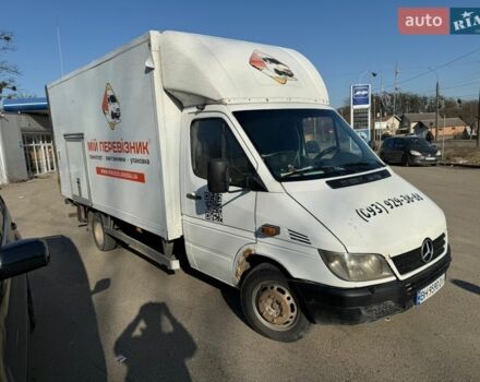 Белый Мерседес Sprinter, объемом двигателя 2.69 л и пробегом 515 тыс. км за 12500 $, фото 2 на Automoto.ua