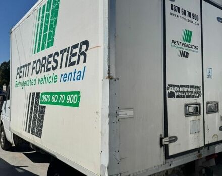 Белый Мерседес Sprinter, объемом двигателя 2.15 л и пробегом 650 тыс. км за 5500 $, фото 4 на Automoto.ua