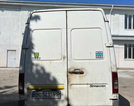 Белый Мерседес Sprinter, объемом двигателя 2.15 л и пробегом 500 тыс. км за 9000 $, фото 6 на Automoto.ua