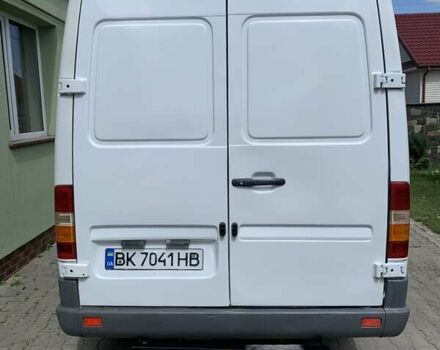 Білий Мерседес Sprinter, об'ємом двигуна 2.2 л та пробігом 398 тис. км за 8900 $, фото 3 на Automoto.ua