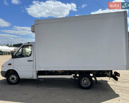 Белый Мерседес Sprinter, объемом двигателя 2.15 л и пробегом 640 тыс. км за 12100 $, фото 5 на Automoto.ua