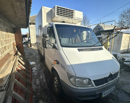 Белый Мерседес Sprinter, объемом двигателя 2.7 л и пробегом 474 тыс. км за 15500 $, фото 5 на Automoto.ua