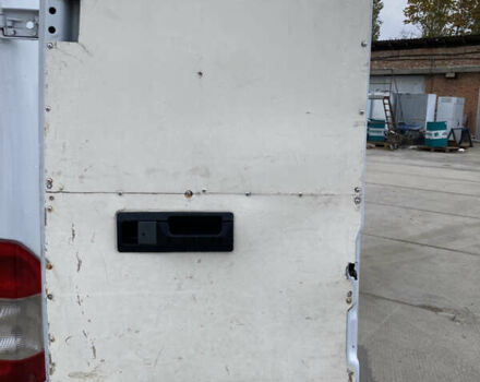 Белый Мерседес Sprinter, объемом двигателя 2.7 л и пробегом 250 тыс. км за 12200 $, фото 14 на Automoto.ua