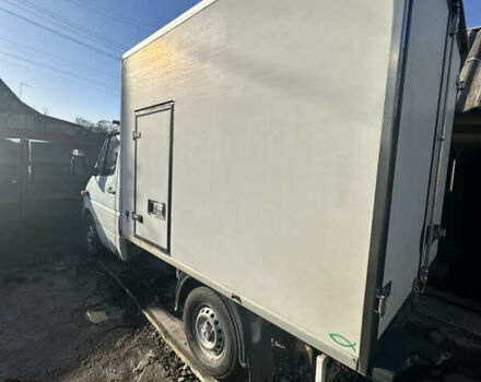 Белый Мерседес Sprinter, объемом двигателя 2.7 л и пробегом 474 тыс. км за 15500 $, фото 10 на Automoto.ua