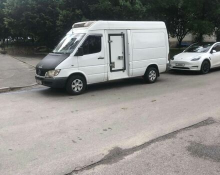 Белый Мерседес Sprinter, объемом двигателя 2.15 л и пробегом 860 тыс. км за 9399 $, фото 5 на Automoto.ua