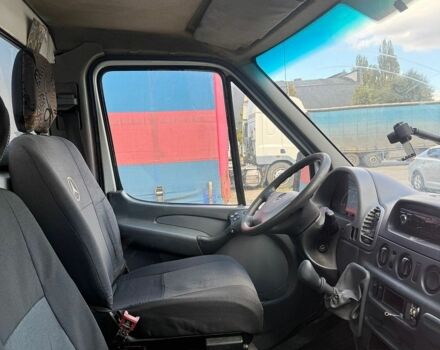 Белый Мерседес Sprinter, объемом двигателя 2.15 л и пробегом 300 тыс. км за 13600 $, фото 7 на Automoto.ua