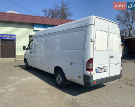 Белый Мерседес Sprinter, объемом двигателя 2.15 л и пробегом 544 тыс. км за 10000 $, фото 3 на Automoto.ua