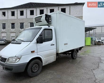 Білий Мерседес Sprinter, об'ємом двигуна 2.15 л та пробігом 327 тис. км за 10500 $, фото 1 на Automoto.ua