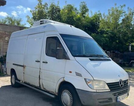 Белый Мерседес Sprinter, объемом двигателя 2.15 л и пробегом 500 тыс. км за 9000 $, фото 3 на Automoto.ua