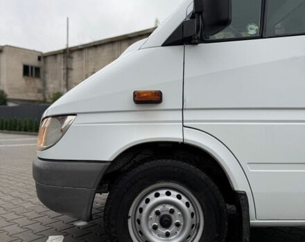Белый Мерседес Sprinter, объемом двигателя 2.2 л и пробегом 182 тыс. км за 15000 $, фото 8 на Automoto.ua