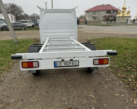 Белый Мерседес Sprinter, объемом двигателя 2.69 л и пробегом 2 тыс. км за 8800 $, фото 3 на Automoto.ua