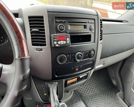 Білий Мерседес Sprinter, об'ємом двигуна 2.99 л та пробігом 472 тис. км за 17500 $, фото 2 на Automoto.ua