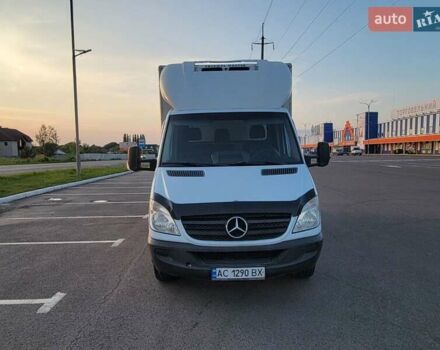 Белый Мерседес Sprinter, объемом двигателя 2.15 л и пробегом 500 тыс. км за 13999 $, фото 1 на Automoto.ua