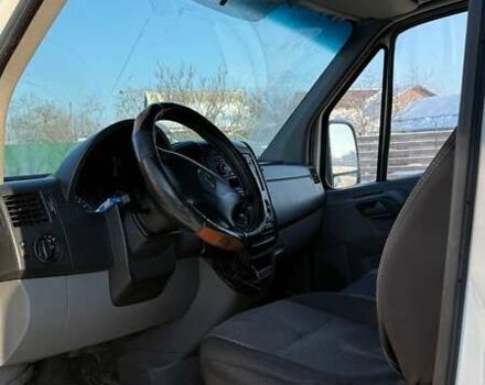 Белый Мерседес Sprinter, объемом двигателя 2.15 л и пробегом 646 тыс. км за 10200 $, фото 6 на Automoto.ua